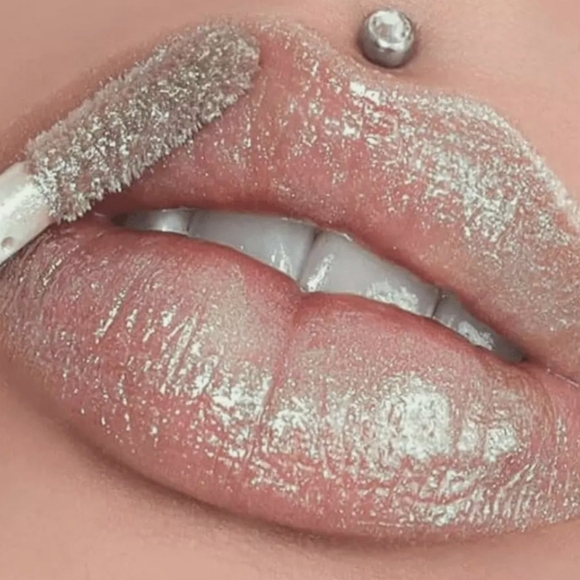 Blood Money Jeffree Star Supreme Gloss | Brand New in Box | Authentic - Picture 3 of 5